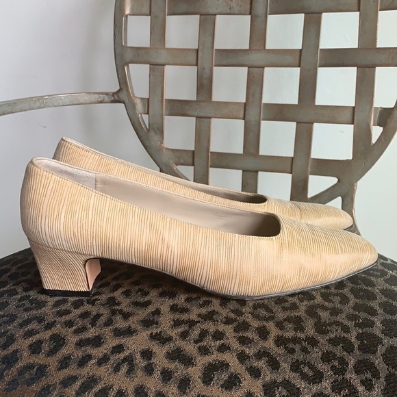 Salvatore Ferragamo Shoes - Salvatore Ferragamo Square Toe Stacked Block Heel Pumps Size 8.5 AA Width